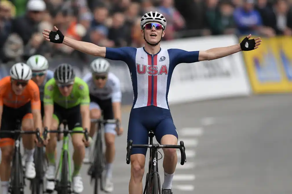 Amerikaan Brandon McNulty soleert naar wereldtitel op WK wielrennen