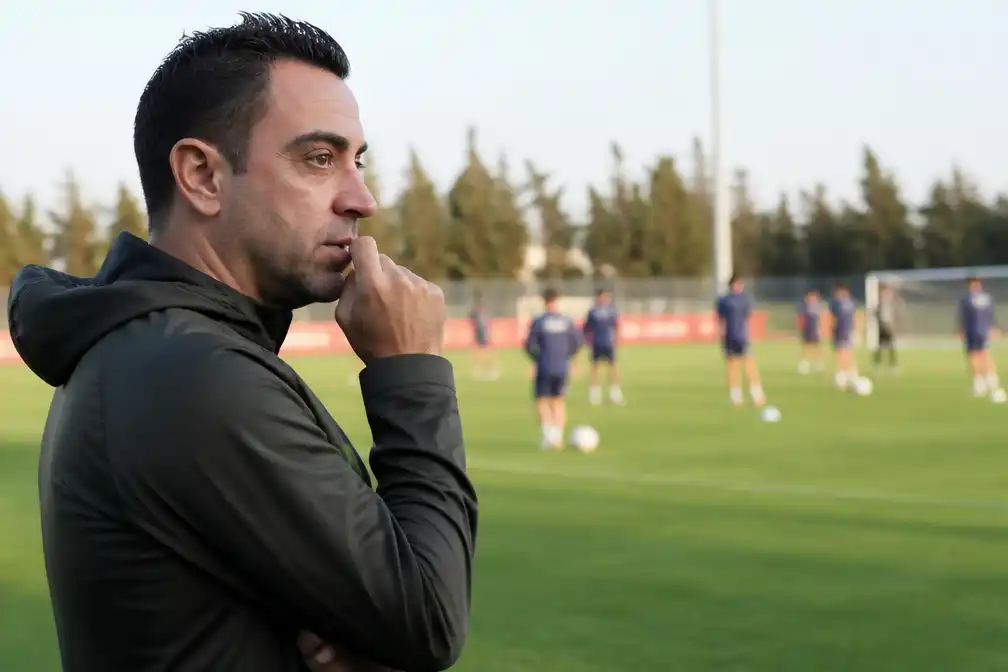 Lezers stellen ideale elftal samen voor Xavi Hernández tegen Griekenland
