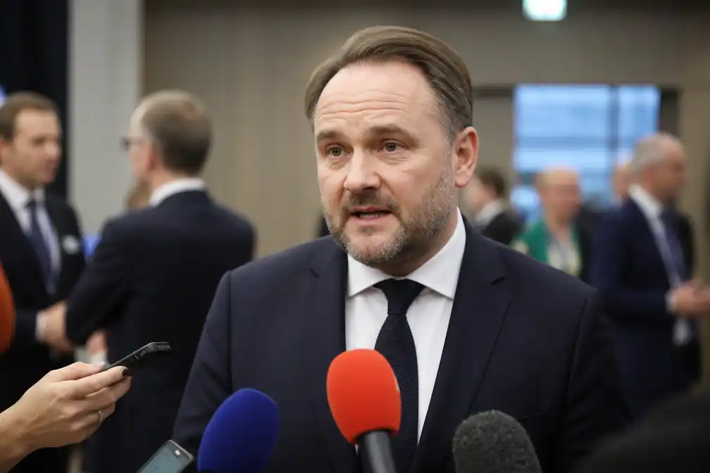 EU verwacht 'erg hoge energieprijzen' deze winter en wil methaanregel uitstellen