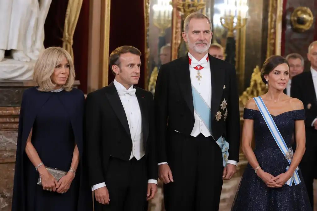 Spaans koningspaar ontvangt Macron voor staatsbanket in Madrid