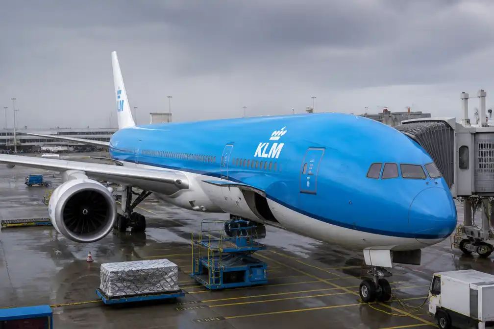 KLM verhoogt ticketprijzen verre bestemmingen opnieuw door brandstofkosten