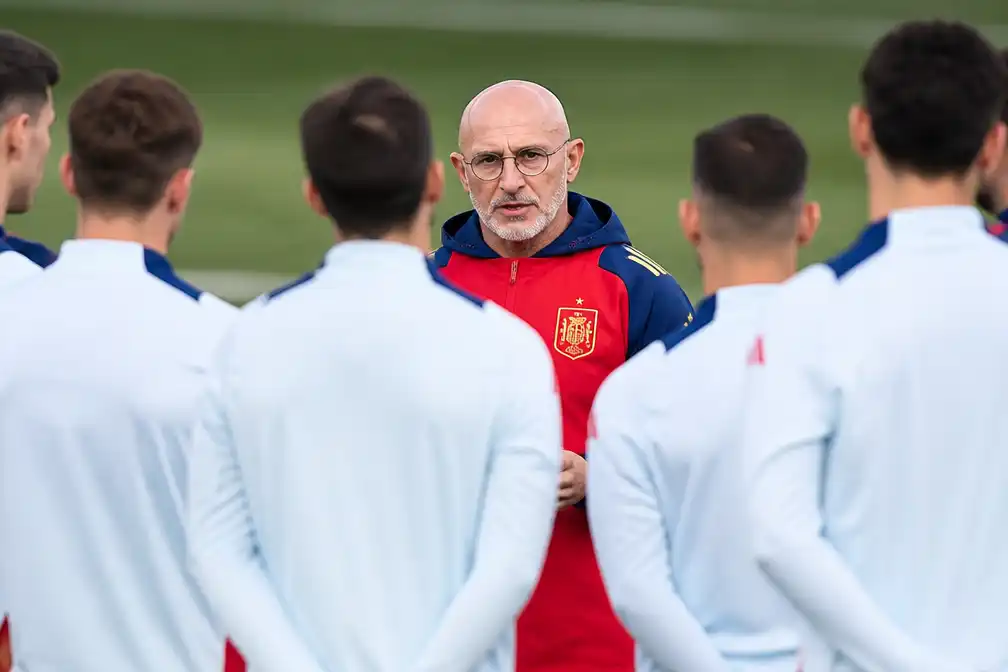 Wereldkampioen Spanje treft Tsjechië in Nations League na twee zeges