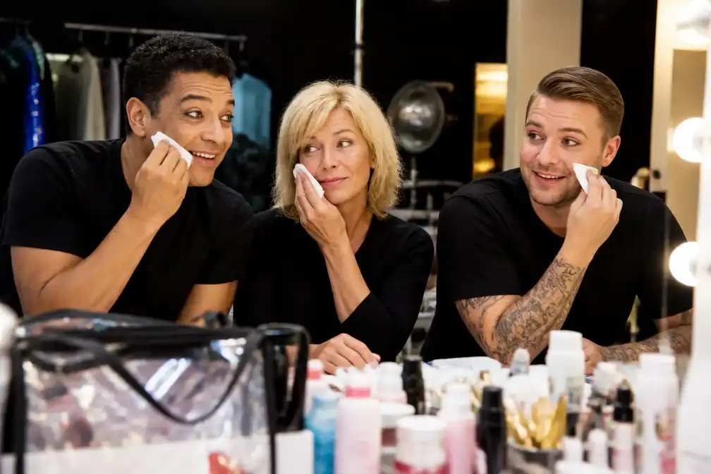 Claudia de Breij is Mystery Queen in Make Up Your Mind, Raymann wil statement maken