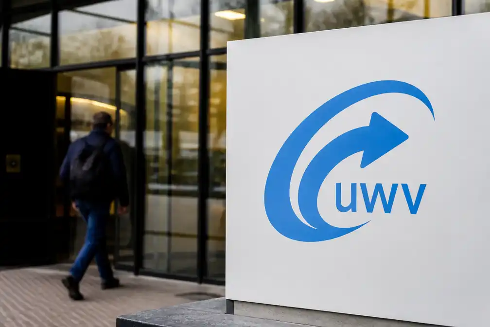 UWV-topman Choho biedt excuses aan voor racisme en discriminatie