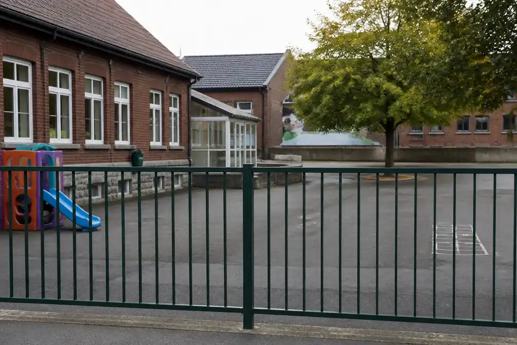 Vijftien basisschoolleerlingen gewond door vuurwerkbom bij studentenprotest in Hannut
