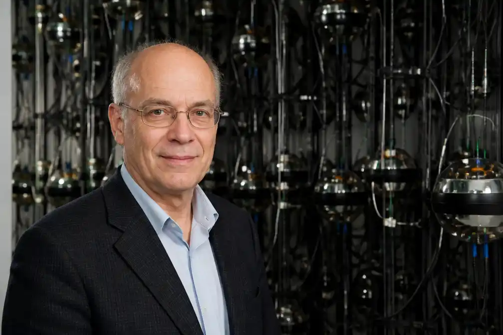 Belg Francis Halzen wint Nobelprijs voor Natuurkunde voor ontdekking neutrino's