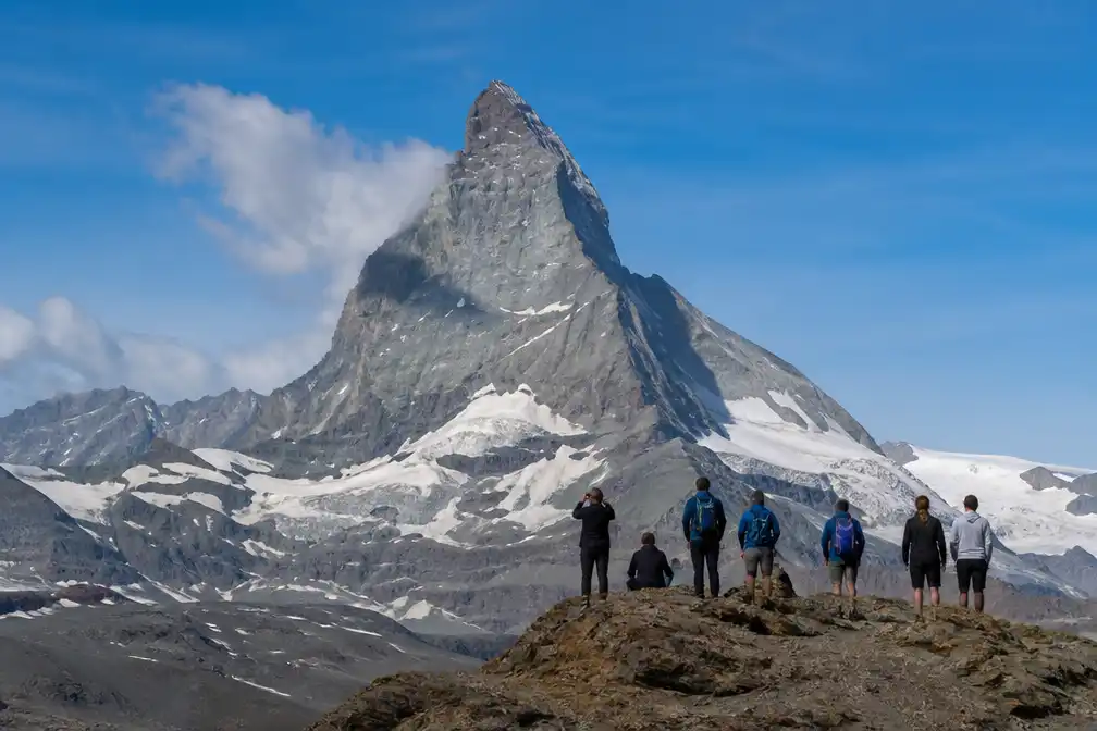 Matterhorn heeft kale top na warmste zomer ooit in Zwitserland