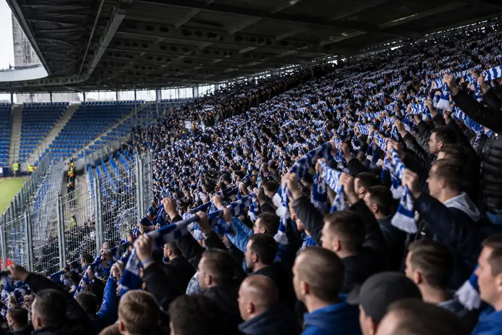 VfL Bochum verbiedt fans tot zeker 2028 massaal te springen op staantribune