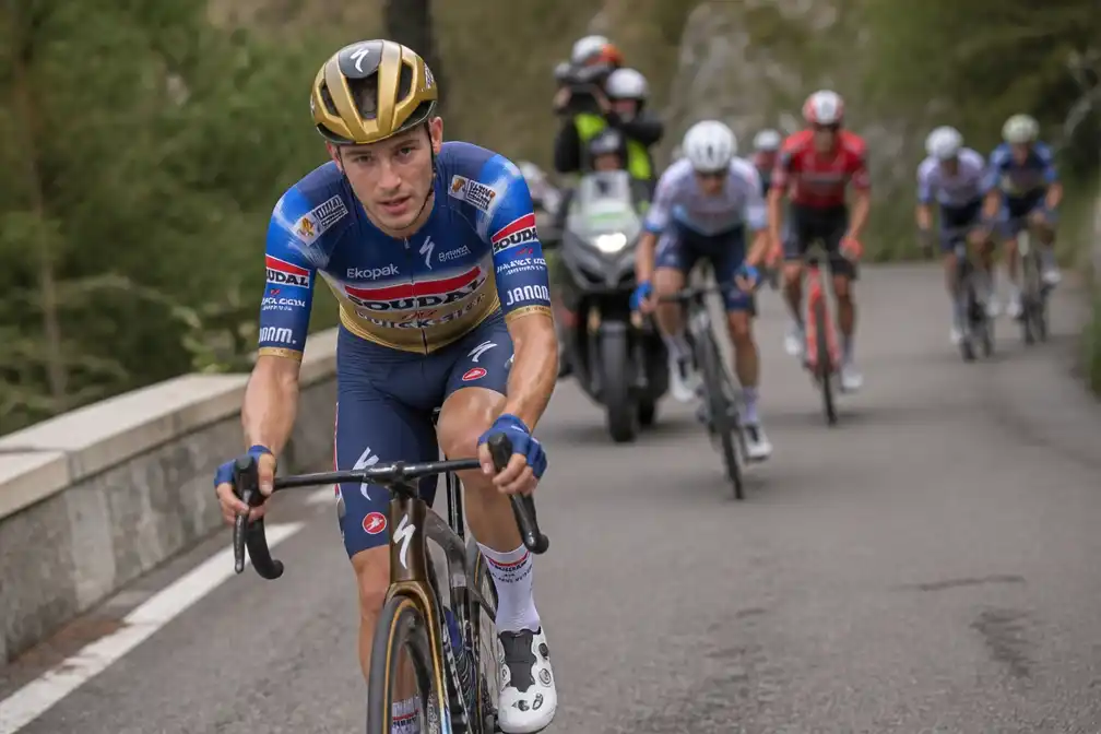 Evenepoel klaar voor Ronde van Lombardije nu Pogacar ontbreekt
