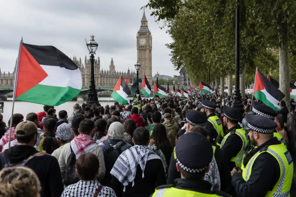 Duizenden betogen in Londen voor Palestijnen, politie waarschuwt voor gezichtsbedekking