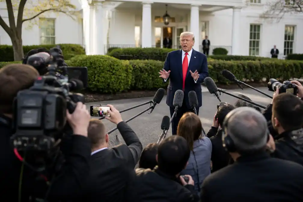 Justitie VS onderzoekt tv-zenders om poolverslaggeving Trump