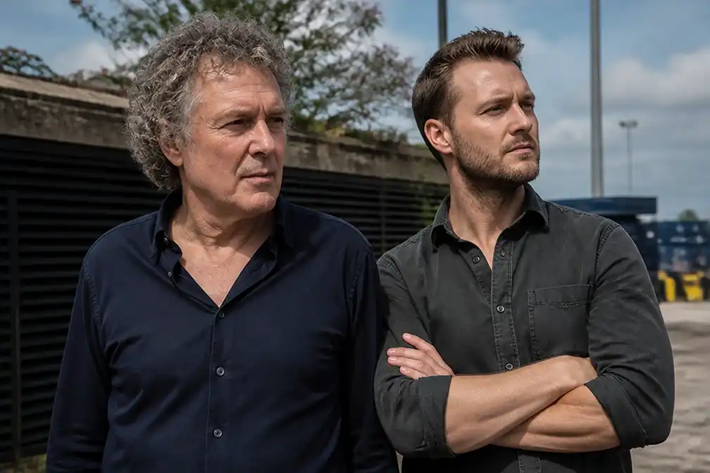 Kees van der Spek terug met zoon Joep in nieuw seizoen Ontmaskert en podcast