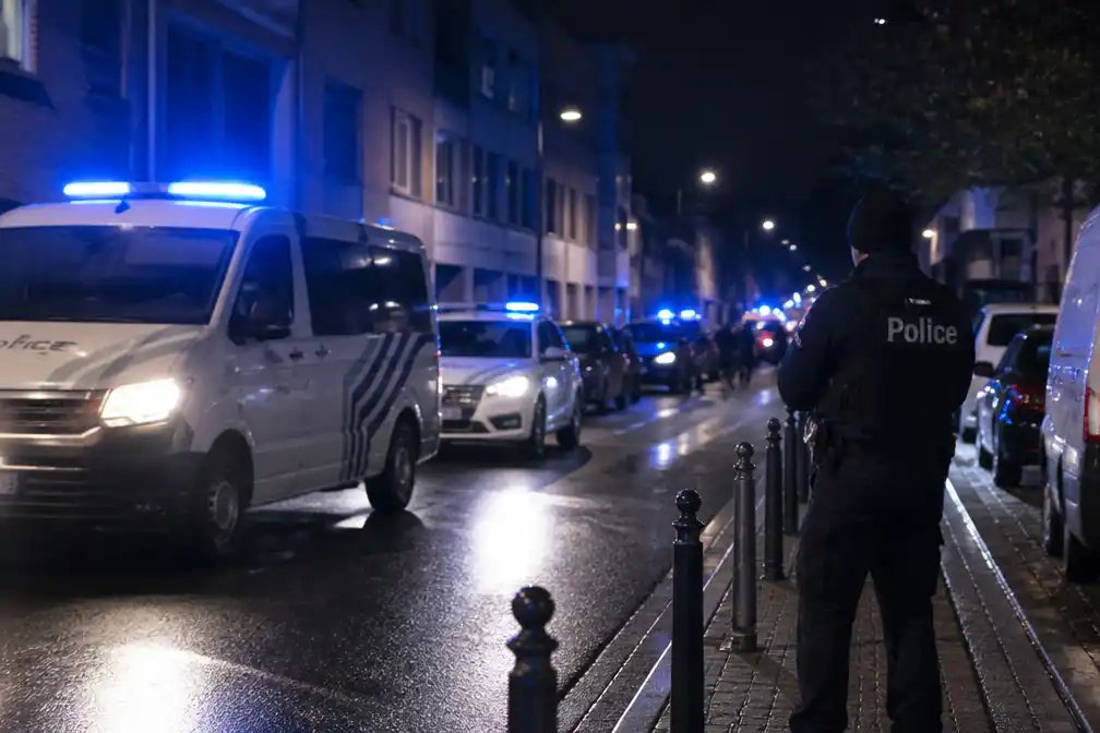 Politieagent komt om het leven in Jette na beschieting bij achtervolging