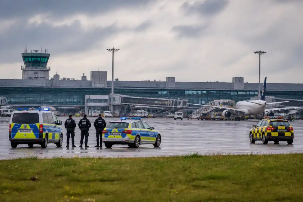 Luchthaven Nürnberg korte tijd gesloten na onbevestigde luchtnoodsituatie, geen gevaar