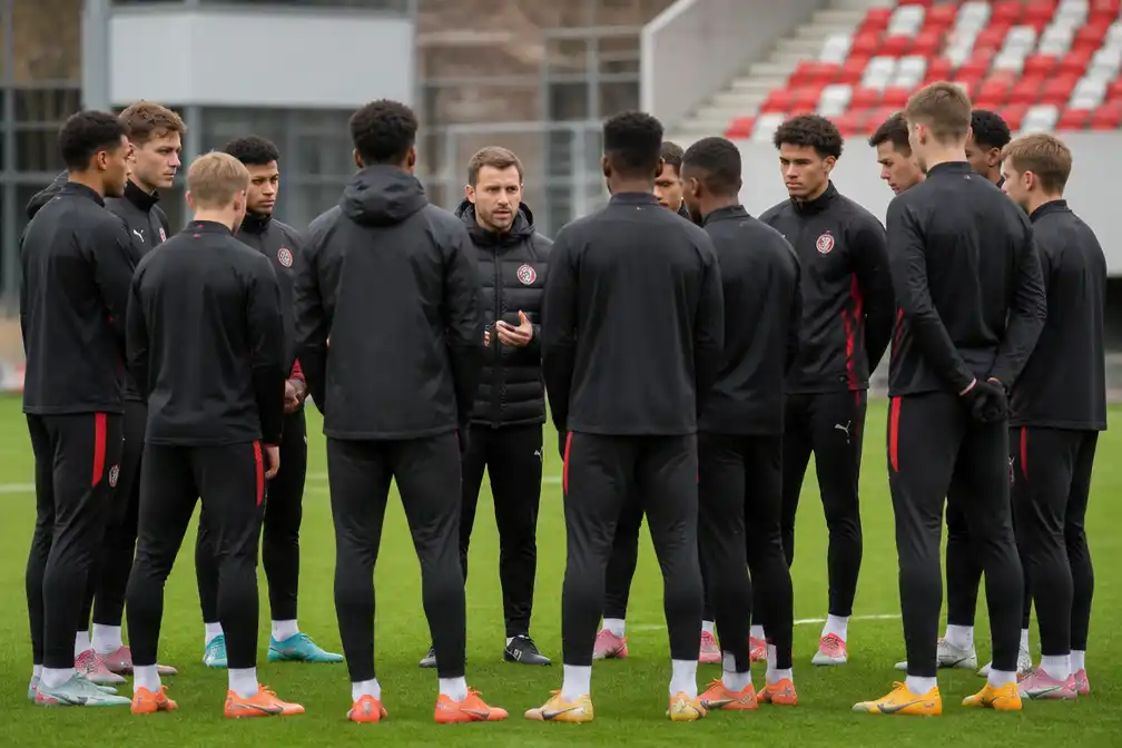 PSV onder 19 speelt in Youth League tegen leeftijdsgenoten van RB Leipzig