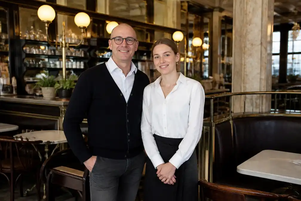 Brasserie Monico Meir viert ruim honderd jaar op de Meir