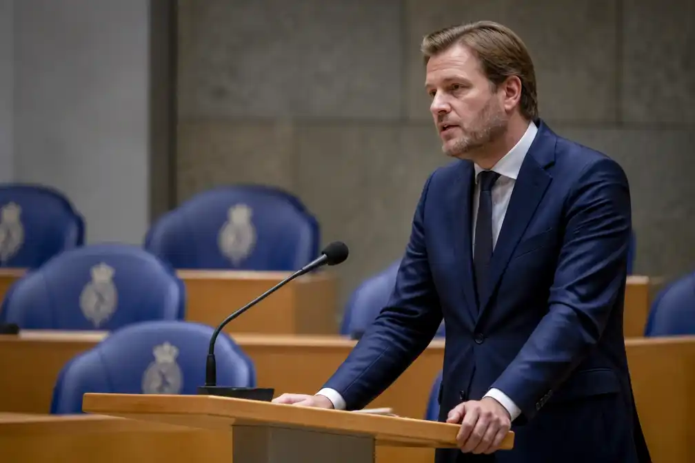 Eerste Kamer stemt in met afschaffing dwangsom voor lang wachtende asielzoekers