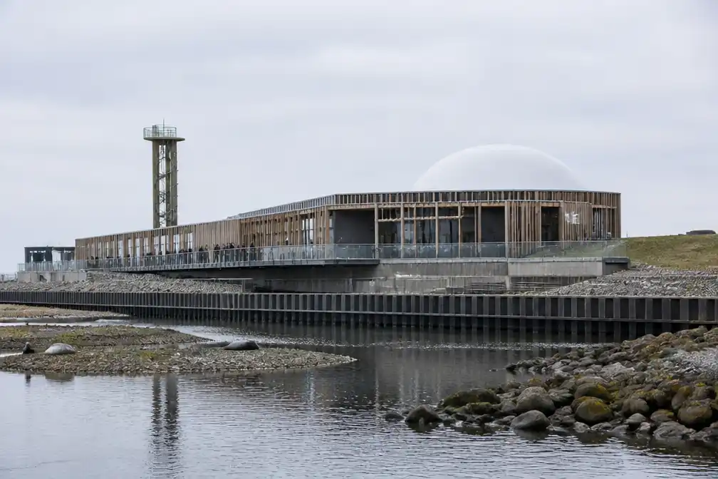 Oppositie Groningen wil spoeddebat over noodlijdend WEC in Lauwersoog