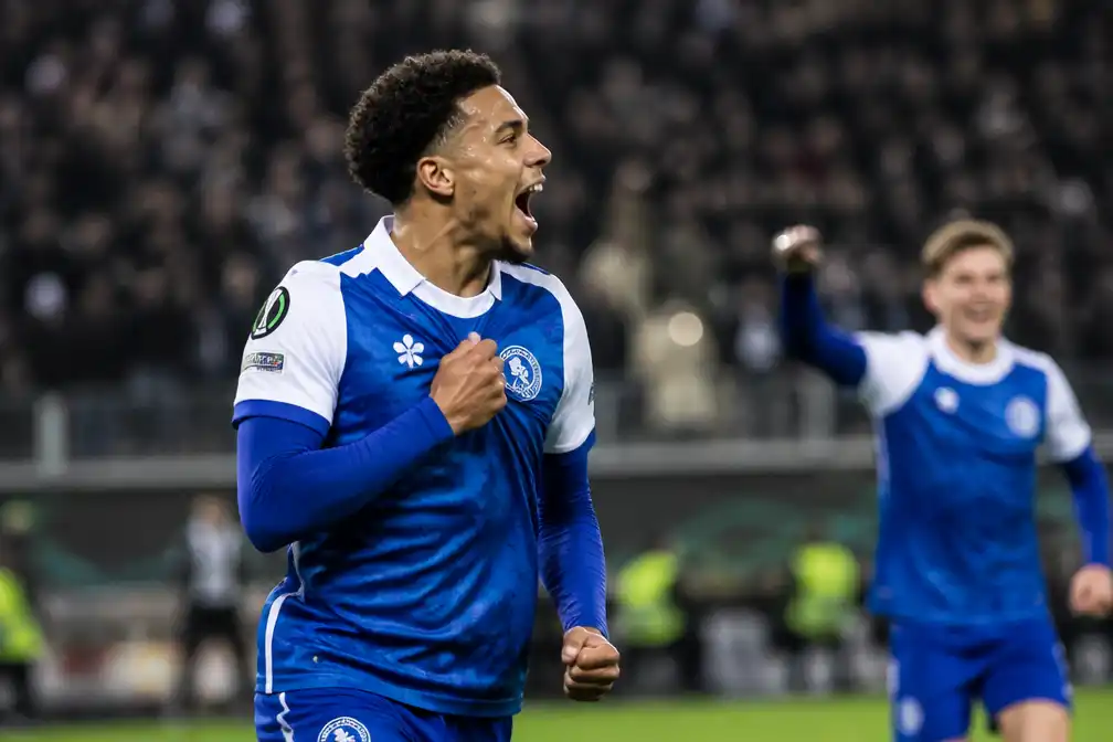 AA Gent verslaat Aarhus met 1-0 dankzij late treffer van invaller Goore