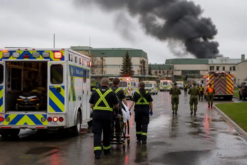 Meerdere doden en gewonden bij ernstig incident op militaire basis in Alberta