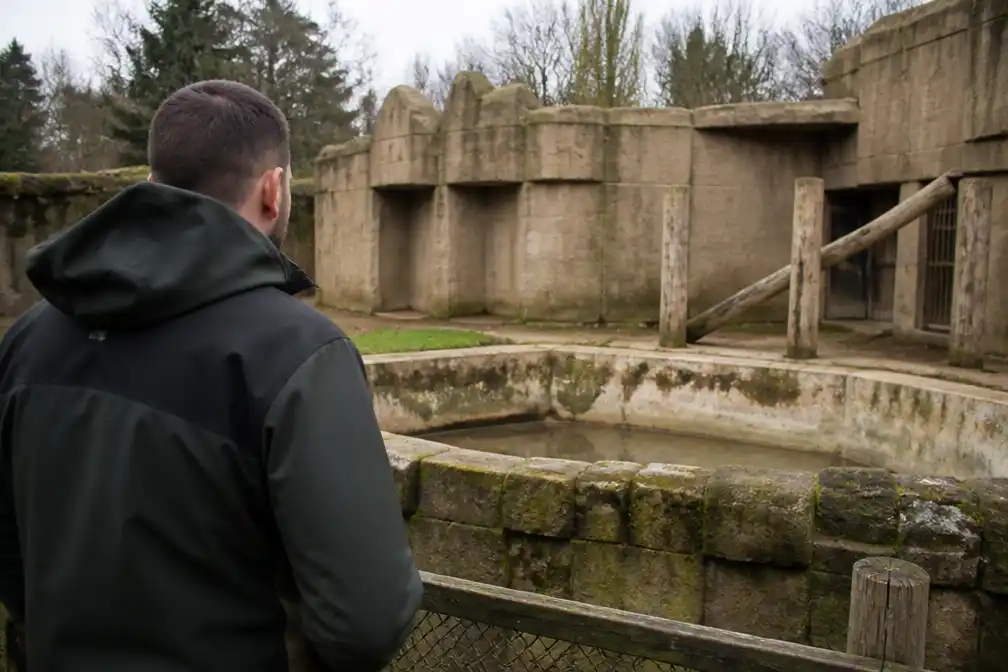 Weyts sluit zestien dierenverblijven in Pakawi Park in Balen