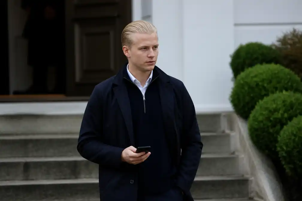 Marius Borg Høiby wacht op Skaugum op hoger beroep en zoekt een baan