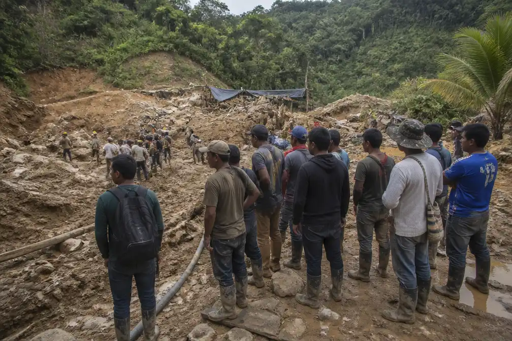 Negen tot veertien doden bij aardverschuiving in illegale goudmijn in Colombia