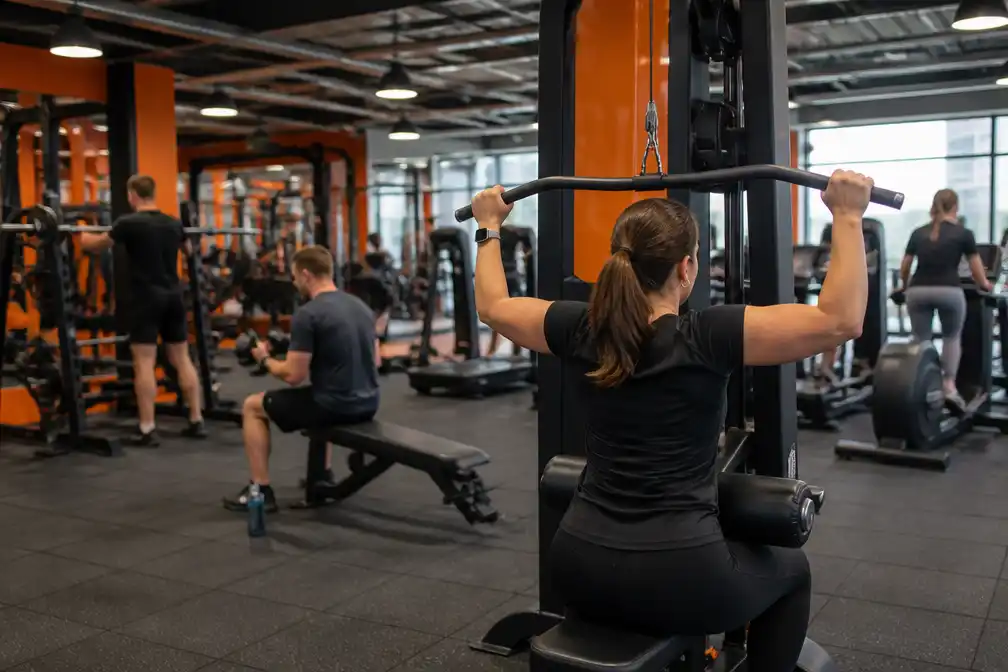Basic-Fit groeit naar bijna 6,3 miljoen leden na 690.000 nieuwe leden