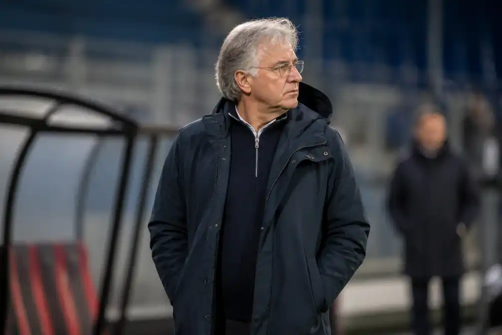Willem II stelt Adrie Koster aan als interim-hoofdtrainer na vertrek John Stegeman