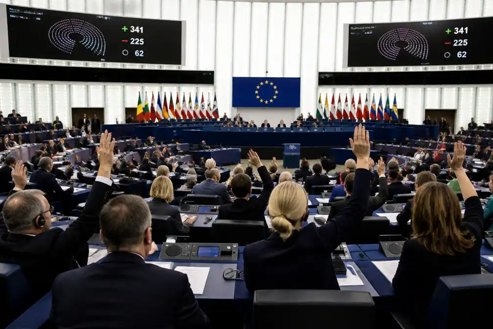 Europees Parlement stemt voor drie jaar uitstel van EU-methaanregels