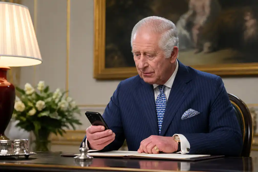 Koning Charles: Schotse ploeg met opgeheven hoofd naar huis
