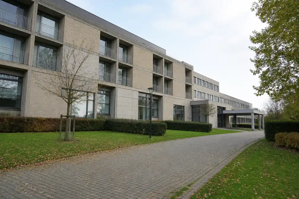 Gesloten woonzorgcentrum Vordenstein in Schoten staat leeg, huur van 105.000 euro loopt door