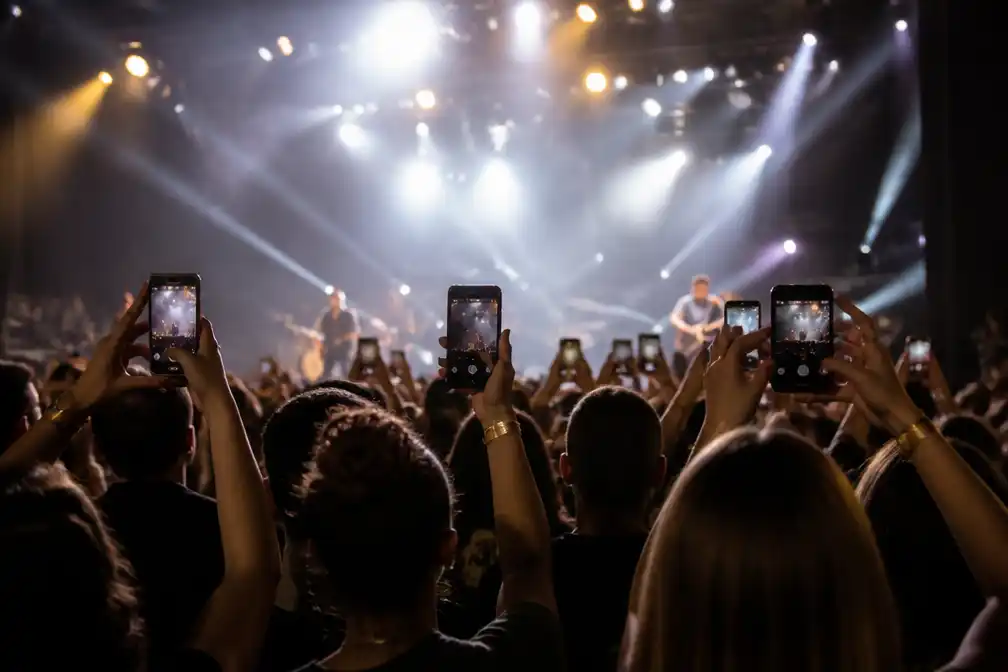 AD-podcast debatteert over mobieltjesverbod bij concerten