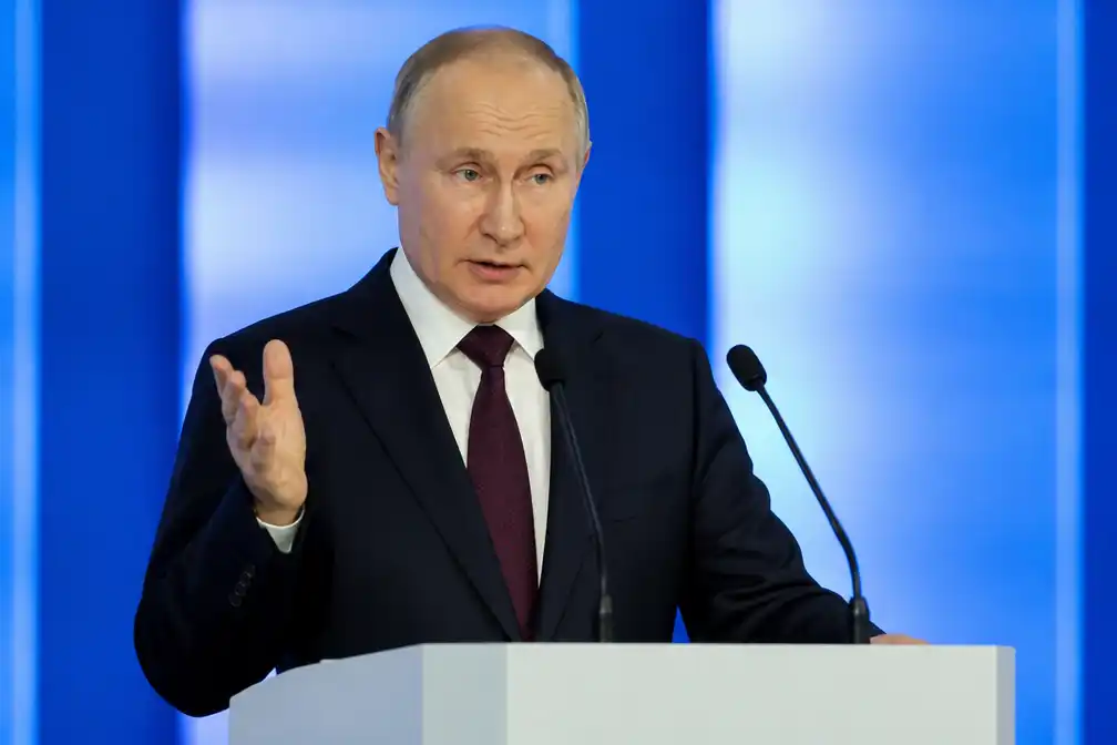 Poetin zegt dat Rusland moeilijke tijd doormaakt op partijcongres
