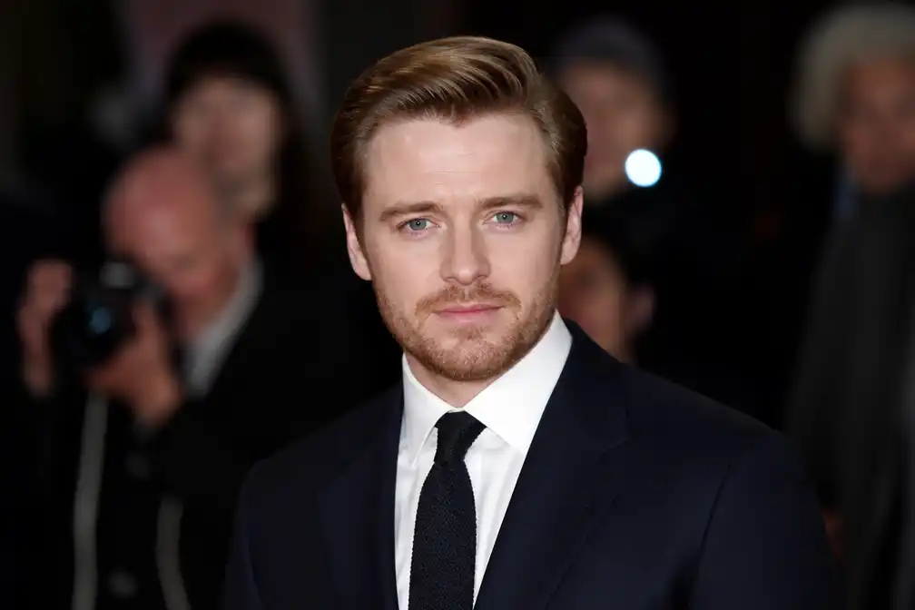 Bookmakers zien Jack Lowden als nieuwe James Bond nu 007-audities in laatste fase zijn