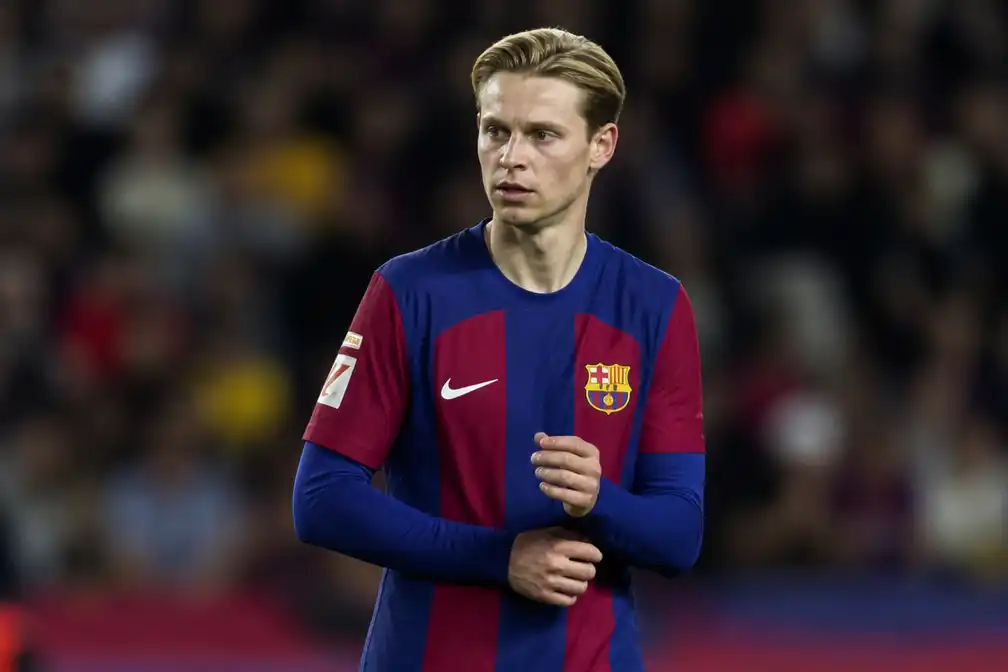 Frenkie de Jong op weg terug na lange blessure en reageert op kritiek