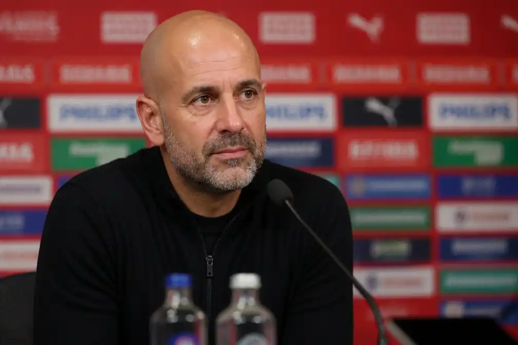 PSV blijft rustig voor kraker: Feyenoord kan zeven punten loskomen