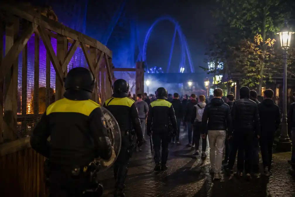 Walibi sluit scarezones eerder na vechtpartijen tijdens Halloween Fright Nights