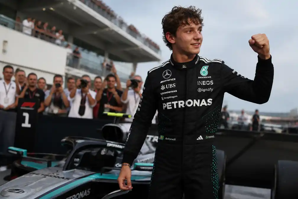 Antonelli wint Grand Prix van de VS, maar moet nog wachten op eerste wereldtitel