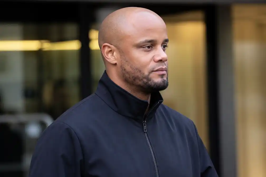 Kompany mag ziekenhuis verlaten na hersenvliesontsteking en is minstens drie weken out