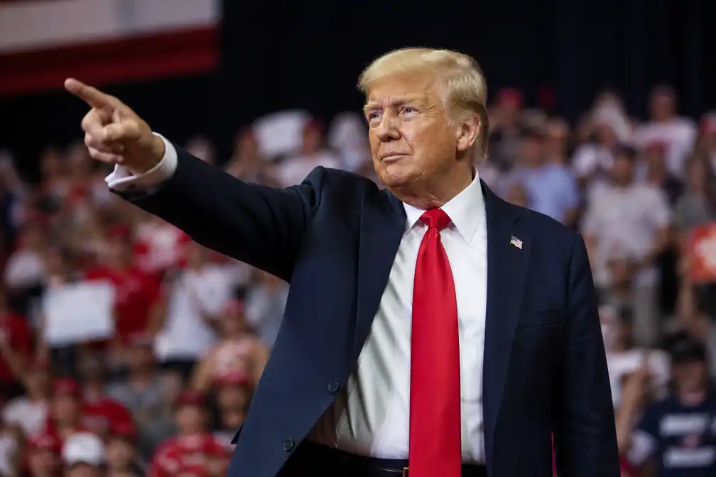 Trump voert bijna dagelijks campagne voor midterms, maar staat niet op stembiljet