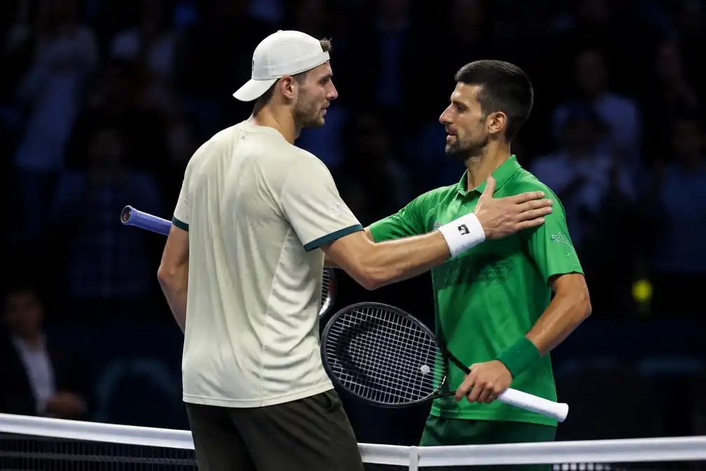 Struff schakelt Djokovic uit in achtste finales van ATP-toernooi Bazel