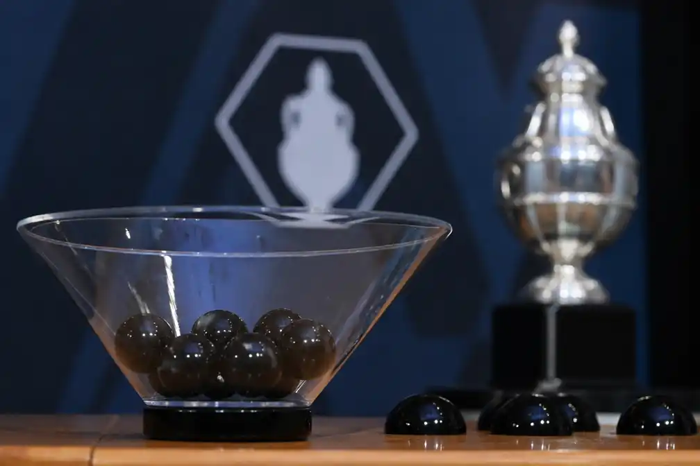Loting tweede ronde KNVB-beker: 32 clubs, onder wie PSV, Ajax en Feyenoord