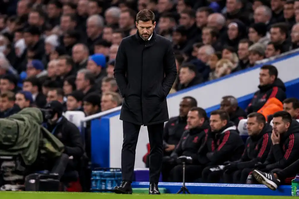 Manchester United verliest bij Chelsea, Carrick zegt dat hij blijft zitten