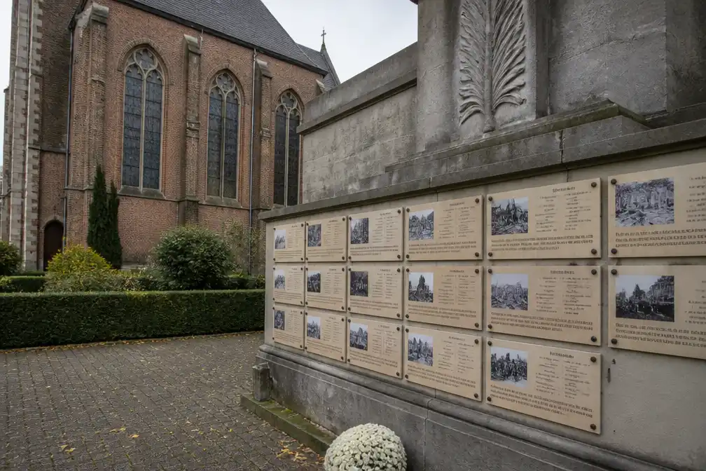 Erfgoed Halle eert oorlogsverhalen na bevrijding met 17 herinneringsbordjes