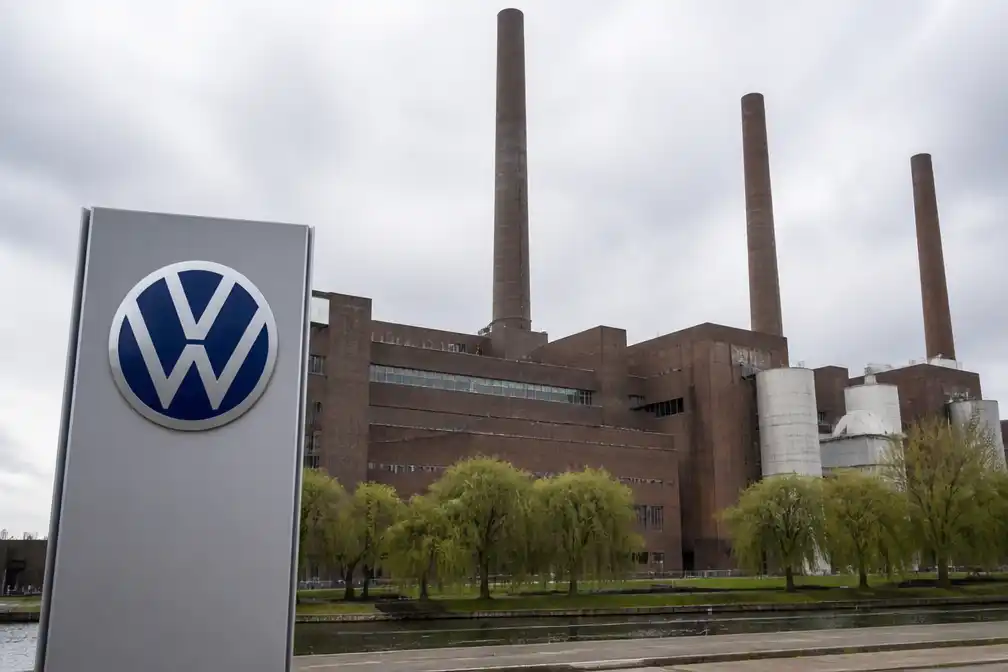 Duitse regering wil sluiting Volkswagen-fabrieken voorkomen