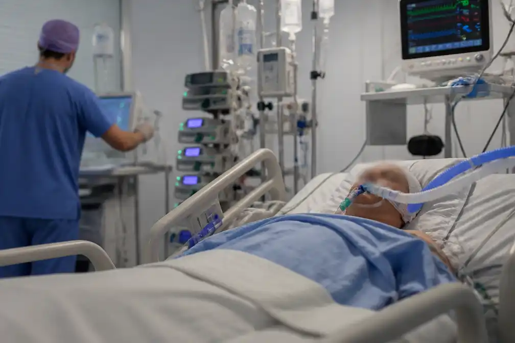 Twee in coma na gebruik vervalste afslankmedicatie; ziekenhuizen waarschuwen voor illegale online handel