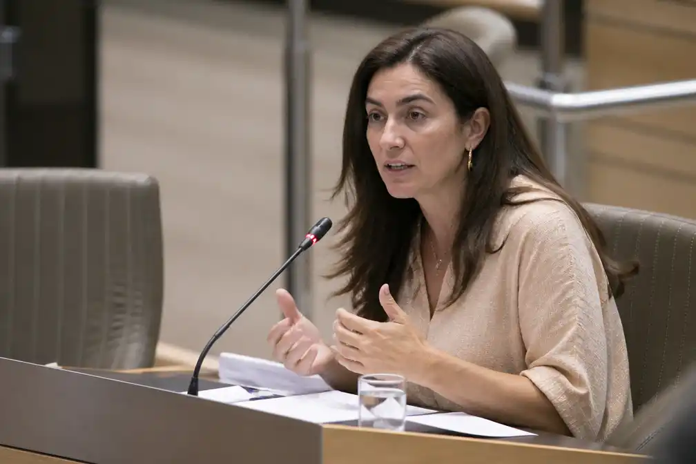 Demir evalueert voorrangsregels Brussel, zomerscholen breiden uit
