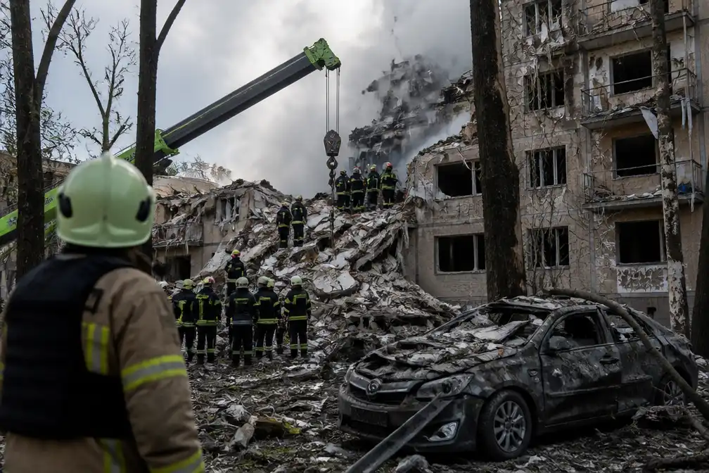 Russische aanval op Kyiv eist 30 levens, reddingswerk gaat door
