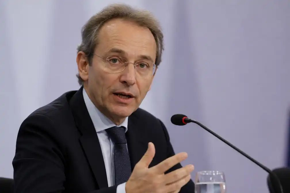 ECB-bestuurder Moulin: inflatie koelt af door scherpe daling olieprijzen